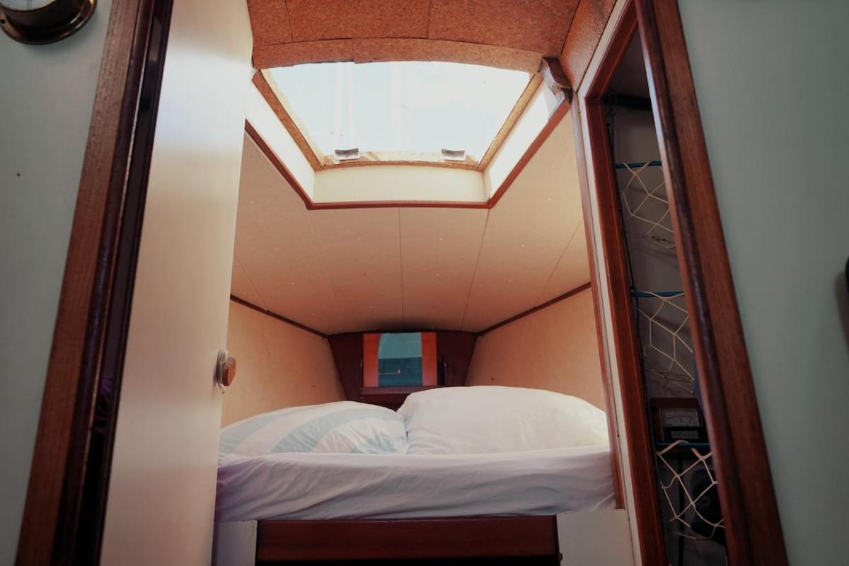 Hotel Cozy Lisbon Marina Sleepaboard - Sail Away Esterno foto